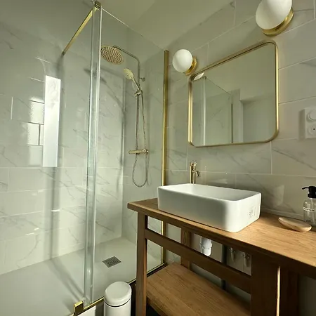 Le Petit - Hyper Design Apartment Vichy